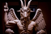 悪魔崇拝の宗教団体、中絶を禁じた裁判長の母親の名義で中絶クリニックを開設ｗｗｗｗ