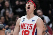 【海外】「驚異的だ！」渡邊雄太、古巣ラプターズ戦で見せた劇的スリーにNBAファンも大興奮！