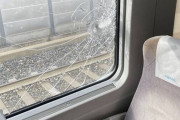 【悲報】韓国人「韓国の高速鉄道『KTX』が脱線事故！鉄板と衝突か？」乗客7人が負傷し病院に運ばれる　韓国の反応