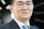【戦犯旗】韓進グループ新会長のデビュー写真で「旭日旗物議」→関係者「飛行機のエンジンの前で写真撮っただけ」　韓国の反応