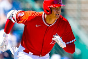 海外「今年は50本以上！」大谷翔平、初回の第1打席で先頭打者ホームラン！！（海外の反応）