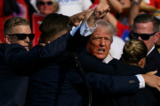 【海外】「信じられない」トランプ前大統領暗殺未遂事件を予言するかのようなカードゲームの存在に海外震撼！