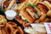 海外「ファストフード店の従業員に聞きたいんだが、自分なら絶対にこのメニューは食べないってやつある？」