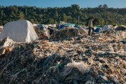 韓国人「日本に送り返せ！」日本の廃棄物ゴミの殆どを韓国が輸入‥廃プラスチック東南アジアへの輸出は減少したが、日本から輸入は増える　韓国の反応