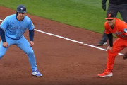 MLBファン「ブルージェイズとオリオールズのユニフォーム対決だ」