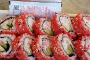 外国人「チートス寿司を食べてみたんだが不味くて嫌になった」
