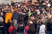 韓国人「大型圧死事故が起きるところだったフランスのK-POPイベント」