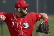 MLBでラテン系の選手たちがICEに怯えている現状にファン騒然！←「なんて恥ずかしい国なんだ！」（海外の反応）