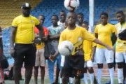 世界のビックリ超人「完璧なバランス感覚を持っているサッカー少年」