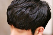 韓国人「米国で風刺した韓国男のヘアスタイル」