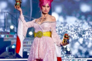 海外「日本女性の美しさを表現していない」ミス・ユニバース日本代表の衣装がひどすぎると海外で話題（海外の反応）