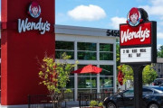 「ウェンディズ公式アカウントが、きついツイートをしている…」ライバル店のメニューについてひと言