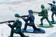 第二次世界大戦時の日系人部隊『第442連隊戦闘団』最恐の忠誠心…そして戦後…「米軍の歴史の中で最も多くの勲章を受けた部隊です」海外の反応
