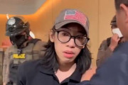 海外「アメリカ文化の盗用だぞ！」タイで銃乱射事件。犯人の帽子にアメリカ国旗。コロンバイン高校銃乱射事件を模倣か