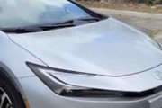 【海外の反応】トヨタプリウスPHEVは最高の"落としどころ"だ！