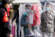 中国が、新型肺炎の感染者をあぶり出すため、中国で市販の咳止め薬が販売中止へ･･･←かなりヤバイ状況だよねこれ・・　海外の反応