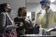 【韓国の反応】「おにぎり一つで8時間待機」日本の空港、入国者増加に耐えられるか。韓国の反応「一貫していない防疫政策と非科学的な防疫システムの結果。」