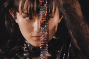 BABYMETALのマイクに付いてるあれはなんのためのものなの？　【海外の反応】