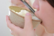 韓国人「日本人の食文化がどれだけ後進的で、スプーンすら無く乞食の様に料理を食べるのかご存じですか？」　韓国の反応