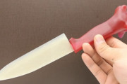 海外「牛乳で作った包丁で殺されるところを想像してみろ」牛乳から包丁を作り出す日本人に外国人もビックリ（海外の反応）