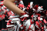 【海外の反応】日本の学校がチアリーダーをパンチラから守るために動き出す　海外の反応「日本には女子高生を性的に扱う文化がある、社会としてこのような犯罪を無くすべき」