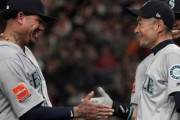 【海外の反応】イチローさん、元同僚のマ軍殿堂入りの祝福コメントで笑いを取る「これはレジェンド」
