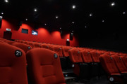 広島で映画“オッペンハイマー”を観てきたけど、日本人は全然反応がなかった　【海外の反応】