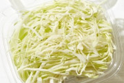 日本の料理には何にでも千切りキャベツが入っていてウンザリ（海外の反応）