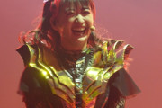 BABYMETALとメシュガーのずっ友写真　“そのサイズの違いｗ”　【海外の反応】