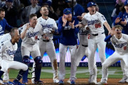 韓国人「大谷ホームランを祝福するベッツとドジャースの選手たちが大喜びする姿がこちらです」　韓国の反応