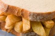 イギリス人「話題に出したら荒れる各国の料理といえば何？」