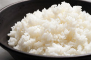 外国人「ライス単品を注文したら本当に白米だけ出てきた…」
