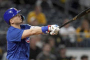 【海外の反応】鈴木誠也が日本人4人目のMLB100号【MLB】