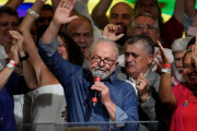 海外「ブラジル大統領選挙。ブラジルのトランプ、ボルソナロが敗北。左派のルーラ元大統領が当選」