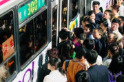 中国人「日本軍が中国に来ることによって中国人が列に並ぶようになった話を聞いた…中国人はここまでしないと並ばないのか！？」　中国の反応