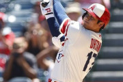 【海外の反応】大谷翔平が緊急降板も44号2ランをかっ飛ばす！「ERA+とOPS+で首位ｗ」