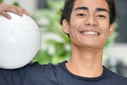 日本バレーの新兵器「サーブアタック」を誰も止められない！世界No1サーバー西田有志選手が注目を浴びてるぞ！！「ルールが変わりそうな予感がする」海外の反応
