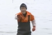 海外「この漁師さんに励まされた！」ある日本人漁師の動画がスゴイと話題に！正体はあの人！ 海外の反応