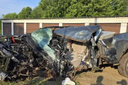 【海外】「自動通報で命を救った！衝突後にiPhoneが911を呼び出した少女の感動ストーリー」