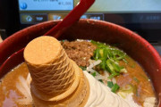 【衝撃】韓国人「日本ではラーメンをデザート感覚で食べるって知らなかった…！」