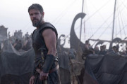 【ノーラン新作】IMAX70mm争奪戦→海外「4時間半運転してでも観る」「自国に1館も無い」