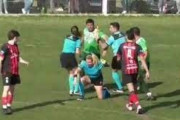 「生涯出場停止だ！」アルゼンチンのサッカー選手が女性審判に行った行為にサッカー界騒然！（海外の反応）