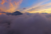 海外「火口に家みたいなのが見えるんだが」　富士山の火口って見たことある？海外掲示板で話題に