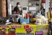 外国人「日本が世界一だ」日本のスタジアムグルメの画像が海外のファンの間で話題に！【海外の反応】