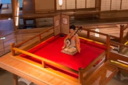 海外「わおっ！無限城みたいだ！鬼舞辻無惨はいますか？」勝手に聖地扱いされているとある温泉旅館（海外の反応）