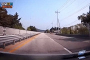 韓国人「車載カメラに写った幽霊の姿…その正体とは」