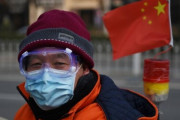 韓国人「中国に見る、マスクの次に品薄になるもの」