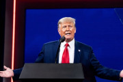 トランプ前大統領「アメリカの戦闘機に中国の国旗つけてロシアを爆撃すれば同士討ち狙える。後はくつろいで見てれば良いだけだ」