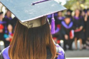 科学技術立国日本、博士課程の学生がピーク時の半分に　海外の反応