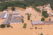 日本ではありえない洪水の光景(海外の反応)